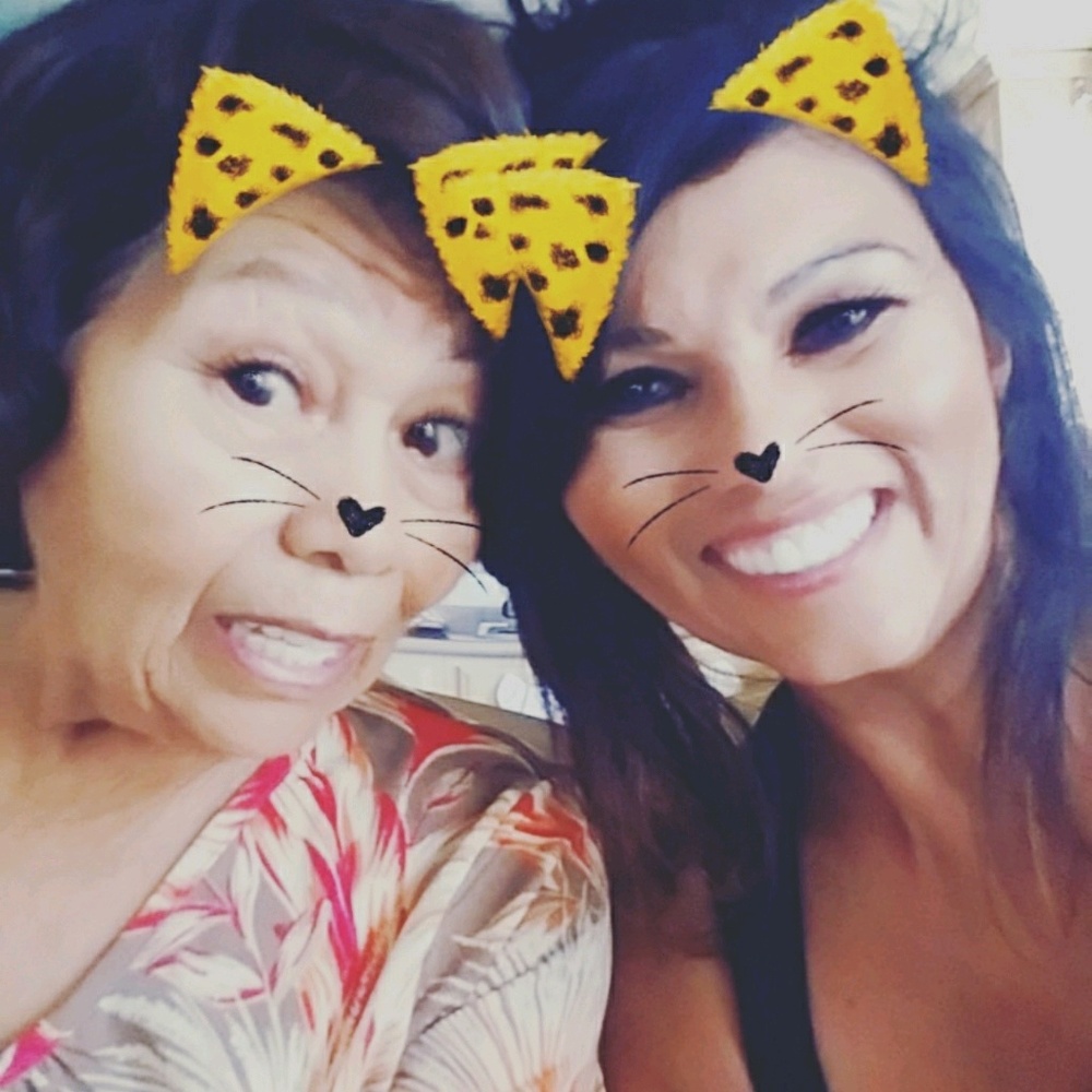 Meet your Posher, Dina